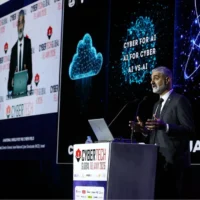 Le général de brigade (Rés.) Yossi Karadi, directeur général de l’Unité de cyber-défense C4I (INDC), s’exprimant lors de la conférence Cybertech 2026, à Tel Aviv, le 27 janvier 2026. (Crédit : Gilad Kavalerchik)