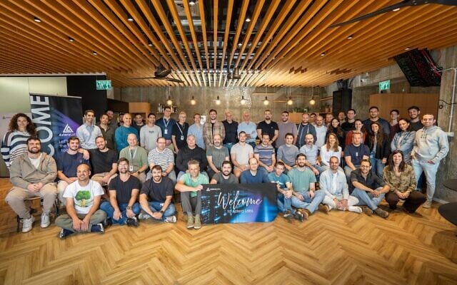 La société américaine de semi-conducteurs Astera Labs ouvre un centre de R&D à Tel Aviv, le 9 février 2026. (Autorisation : Daniel Edry)