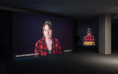 Extrait de Observation/The Field Observers of the Gaza Sector: A Video Installation de Talya Lavie, présentée au Musée d’art de Tel Aviv jusqu’au 11 avril 2026 (Crédit : Elad Sarig)