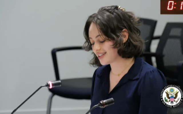 Tova Kaplan, étudiante à Harvard, témoignant devant la Commission américaine des droits civils (USCCR) lors d'une réunion d'information sur l'antisémitisme dans les campus universitaires, le 19 février 2026. (Crédit : Capture d'écran/YouTube/JTA) Tova Kaplan, étudiante à Harvard, témoignant devant la Commission américaine des droits civils (USCCR) lors d'une réunion d'information sur l'antisémitisme dans les campus universitaires, le 19 février 2026. (Crédit : Capture d'écran/YouTube/JTA)