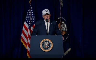 Le président américain Donald Trump annonce des frappes américaines contre l'Iran le 28 février 2026. (Crédit : capture d'écran/Truth Social)