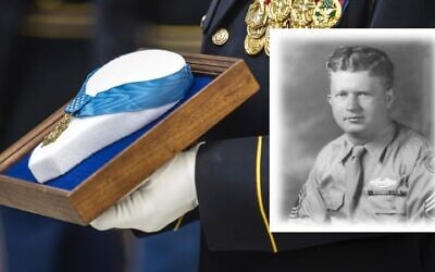 Le sergent-chef Roddie Edmonds recevra la Médaille d'honneur en 2026 pour son courage dans la protection des soldats juifs pendant la Seconde Guerre mondiale. (Crédit : Yad Vashem via JTA)
