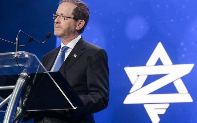 Le président Isaac Herzog s'adressant à un événement juif, à Melbourne, en Australie, le 12 février 2026. (Crédit : Maayan Toaf/Bureau de la presse gouvernementale)