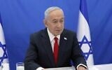 Le Premier ministre Benjamin Netanyahu s’exprimant lors d’une réunion virtuelle avec des responsables municipaux du nord d’Israël, le 25 mars 2026. (Crédit : Capture d’écran/Bureau de la presse gouvernementale)
