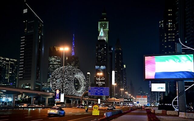 Vue du centre-ville de Dubaï, le 3 mars 2026. (Crédit : Giuseppe Cacace/AFP)