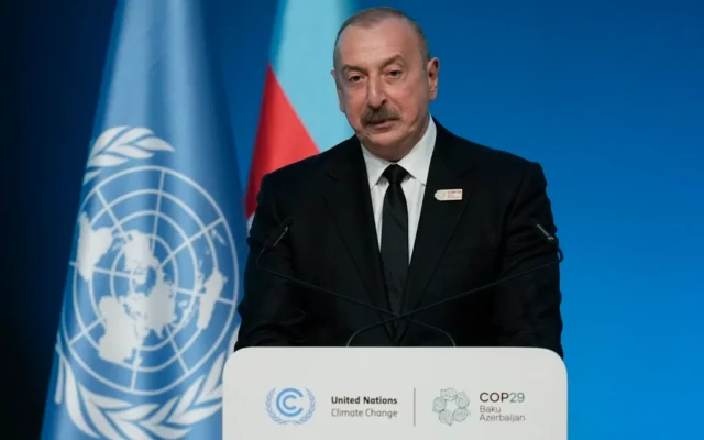 Ilham Aliyev, président de l'Azerbaïdjan, s'exprimant lors d'une séance plénière du sommet des Nations unies sur le climat COP29, à Bakou, en Azerbaïdjan, le 12 novembre 2024. (Crédit : Rafiq Maqbool/AP Photo)