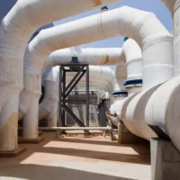 L'usine de dessalement Sorek à Rishon LeZion, en Israël, le 4 mai 2014. (AP Photo/Dan Balilty, dossier)