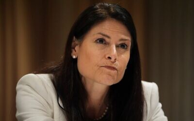 La procureure générale du Michigan, Dana Nessel, lors d’une interview accordée à l’Associated Press, à Philadelphie, le 21 novembre 2024. (Crédit : Matt Slocum/AP Photo)