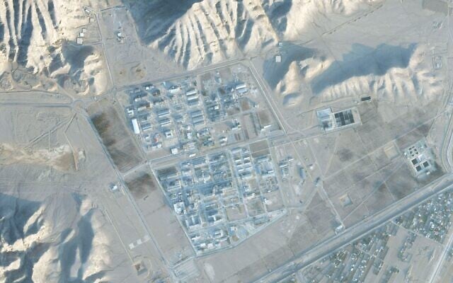 Le Centre de technologie nucléaire d’Ispahan, situé à l’extérieur d’Ispahan, en Iran, le 7 décembre 2025. (Crédit : Planet Labs PBC via AP) Le Centre de technologie nucléaire d’Ispahan, situé à l’extérieur d’Ispahan, en Iran, le 7 décembre 2025. (Crédit : Planet Labs PBC via AP)