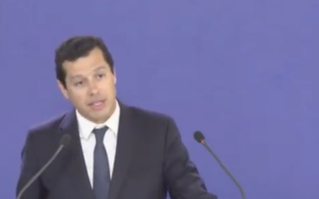 Le porte-parole du Quai d'Orsay, Pascal Confavreux, s'exprime en conférence de presse jeudi 9 avril, au lendemain de frappes israéliennes contre le Hezbollah au Liban (Crédit : capture d'écran BFMTV) Le porte-parole du Quai d'Orsay, Pascal Confavreux, s'exprime en conférence de presse jeudi 9 avril, au lendemain de frappes israéliennes contre le Hezbollah au Liban (Crédit : capture d'écran BFMTV)