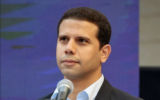 Le journaliste arabe israélien Mohammad Magadli, sur une photo non datée. (Crédit : Mohammad Magadli/Facebook ; utilisée conformément à l'article 27a de la loi sur le droit d'auteur)