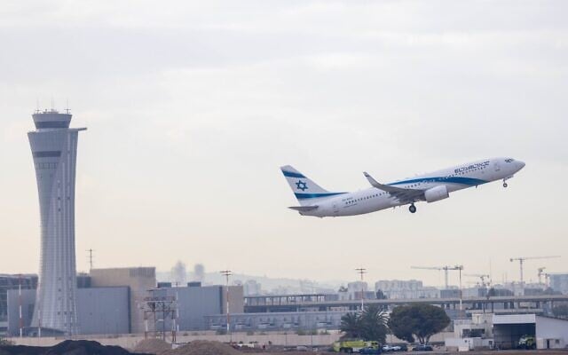 Photo d'illustration : un vol El Al à l'aéroport Ben Gurion, près de Tel Aviv, le 25 février 2026. (Crédit : Yossi Aloni/FLASH90)