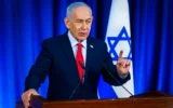 Le Premier ministre Benjamin Netanyahu s'exprime lors d'une conférence de presse à Jérusalem, le 19 mars 2026. (Crédit: Shalev Shalom/POOL)