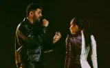 L'Israëlien Noam Bettan en train d'interpréter « Michelle » aux côtés de la danseuse Lihi Freud lors d’une répétition en vue du concours de l'Eurovision le 6 mai 2026, à la Wiener Stadthalle de Vienne, en Autriche. (Alma Bengtsson/EBU)