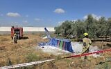 Le lieu du crash d'un avion léger près de Tel Adashim, dans le nord d'Israël, le 24 mai 2026. (Crédit : Services d'incendie et de secours d'Israël)