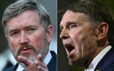Le représentant américain Thomas Massie (à gauche) et l’ancien officier des Navy SEALs Ed Gallrein dans un montage photos réalisé le 19 mai 2026. (Crédits : Andrew Caballero-Reynolds et Jim Watson/AFP)