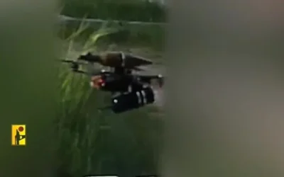 Un drone FPV guidé par fibre optique sur une photo publiée par le Hezbollah le 7 mai 2026. (Service des médias du Hezbollah) Un drone FPV guidé par fibre optique sur une photo publiée par le Hezbollah le 7 mai 2026. (Service des médias du Hezbollah)