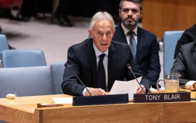 Sir Tony Blair, ancien Premier ministre du Royaume-Uni et membre du Conseil exécutif du Conseil de la paix pour Gaza, s'exprime lors d'une réunion du Conseil de sécurité de l'ONU sur la situation au Moyen-Orient à New York, le 28 avril 2026. (Crédit: Lev Radin/ZUMA Press Wire)