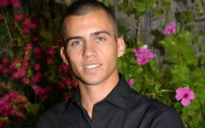 Sergent-chef Oron Shaul (Autorisation)