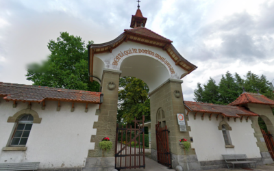 L’entrée du cimetière communal de Saint-Léonard, à Fribourg (Suisse). (Crédit : Google Maps)