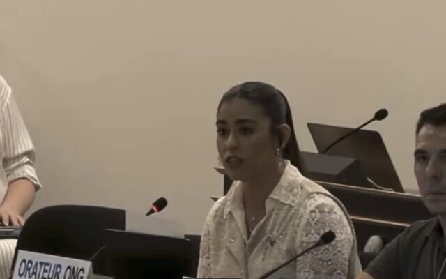 L'ancienne otage Ilana Gritzewsky témoigne lors d'une séance du Conseil des droits de l'homme des Nations unies, le 23 juin 2026. (Crédit : Capture d'écran)