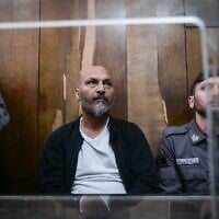 Haïm Sirotkin lors d'une audience au tribunal de première instance de Tel Aviv, le 7 avril 2024. (Crédit : Avshalom Sassoni/Flash90)