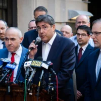 Le président de l’UJA-Federation of New York, Eric Goldstein, dans l’Upper West Side de Manhattan, le 24 juillet 2026. (Crédit: Luke Tress/Times of Israel)