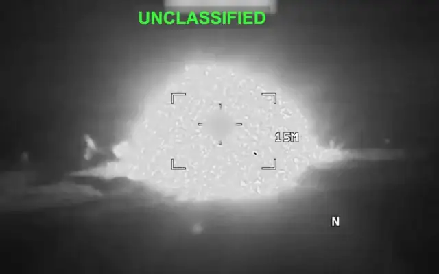 Une capture d’écran tirée d’une vidéo diffusée par le Commandement du centre américain (CENTCOM), montre une frappe contre une cible en Iran, le 29 juillet 2026. (Crédit : Capture d’écran X)