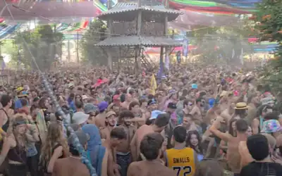 Photo d'illustration: Le festival de musique trance d’Ozora en Hongrie. (Capture d’écran YouTube) Photo d'illustration: Le festival de musique trance d’Ozora en Hongrie. (Capture d’écran YouTube)