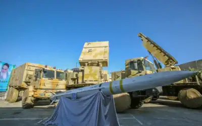 Photo d'Illustration — Une photo fournie par la présidence iranienne montre le système de missiles de défense aérienne de fabrication iranienne Bavar 373 (« croire » en farsi) lors d’une cérémonie à Téhéran le 22 août 2019. (Crédit: HO / Présidence iranienne / AFP) Photo d'Illustration — Une photo fournie par la présidence iranienne montre le système de missiles de défense aérienne de fabrication iranienne Bavar 373 (« croire » en farsi) lors d’une cérémonie à Téhéran le 22 août 2019. (Crédit: HO / Présidence iranienne / AFP)