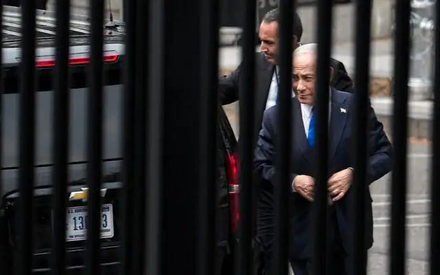 Le Premier ministre israélien Benjamin Netanyahu arrive à la Maison Blanche le 28 juillet 2026 à Washington, D.C. (Andrew Harnik/Getty Images/AFP)