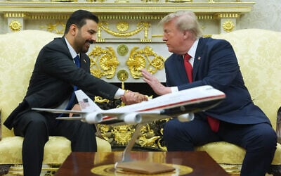 Le président Donald Trump rencontre le Premier ministre irakien Ali al-Zaidi dans le Bureau ovale de la Maison-Blanche, le mardi 14 juillet 2026, à Washington. (Crédit : AP/Julia Demaree Nikhinson) Le président Donald Trump rencontre le Premier ministre irakien Ali al-Zaidi dans le Bureau ovale de la Maison-Blanche, le mardi 14 juillet 2026, à Washington. (Crédit : AP/Julia Demaree Nikhinson)