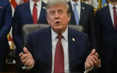 Le président américain Donald Trump s’exprime dans le Bureau ovale de la Maison Blanche, le 24 juillet 2026, à Washington. (Crédit: AP/Rod Lamkey, Jr.)
