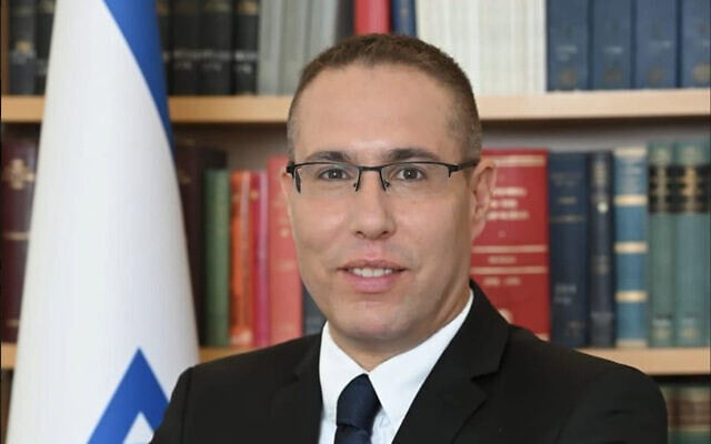 L'ambassadeur d'Israël à Singapour, Eli Vered Hazan, le 15 June 2023. (Crédit : Eli Vered Hazan/Wikipédia)