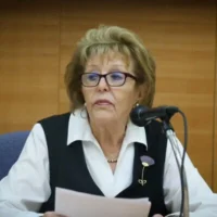 L'ex-juge de la Cour suprême Edna Arbel prend la parole lors de la semaine de la cybersécurité, à l'université de Tel-Aviv, le 25 juin 2017. (Flash90)