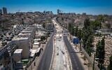 Vue du chantier du tramway de Jérusalem dans le quartier de Bar-Ilan, à Jérusalem, le 2 juillet 2026. (Crédit : Chaim Goldberg/Flash90)