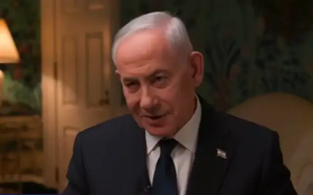Le Premier ministre Benjamin Netanyahu accorde une interview à ABC News le 29 juillet 2026. (Crédit : Capture d’écran/ABC News)
