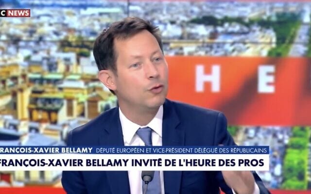 François-Xavier Bellamy sur le plateau de CNews le 10 juillet 2026. (Capture d'écran - CNEWS)