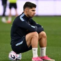 Manor Solomon lors d'une séance d'entraînement au stade Allianz à Sydney, le 31 juillet 2026. (SAEED KHAN/AFP)