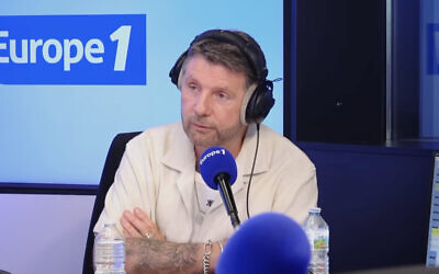 Philippe Lellouche, sur le plateau d’Europe 1, le 18 juin 2026. (Crédit : capture d’écran Europe 1/Youtube) Philippe Lellouche, sur le plateau d’Europe 1, le 18 juin 2026. (Crédit : capture d’écran Europe 1/Youtube)