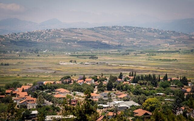 Vue de la ville de Metula, au nord du pays, à la frontière avec le Liban, le 22 juin 2026. (Crédit : Chen Leopold/FLASH90)