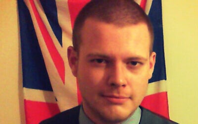 Selfie pris par Joshua Bonehill-Paine, militant antisémite britannique, le 16 janvier 2015. (Crédit : Wikipédia/CC BY-SA 4.0)
