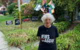 Suzanne Levin chez elle, à Pleasant Ridge, dans le Michigan, le 3 août 2026. (Grace Gilson via la JTA)