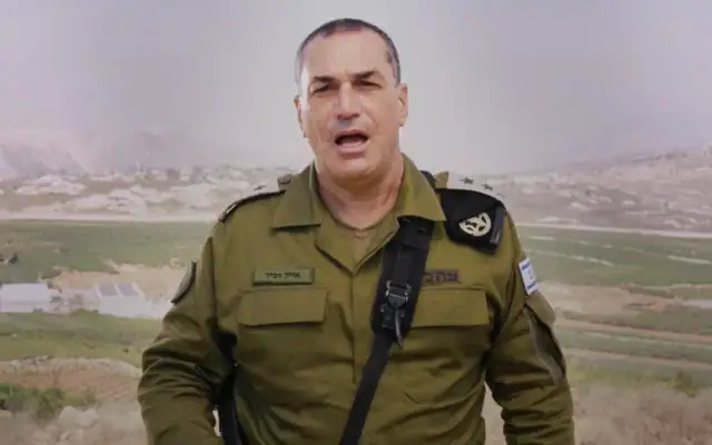 Le chef d’état-major de l’armée israélienne, le général Eyal Zamir, dans un message vidéo diffusé depuis la frontière nord d’Israël le 11 septembre 2026. (Capture d’écran/armée israélienne) Le chef d’état-major de l’armée israélienne, le général Eyal Zamir, dans un message vidéo diffusé depuis la frontière nord d’Israël le 11 septembre 2026. (Capture d’écran/armée israélienne)