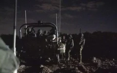 Des réservistes de la 55e brigade parachutiste opèrent à Mansouri, dans le sud-Liban, sur une photo distribuée et publiée le 28 septembre 2026. (Armée israélienne)