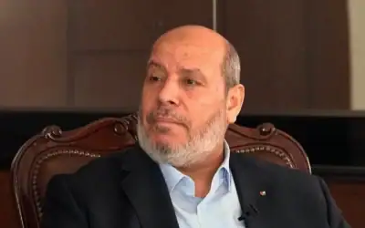 Khalil al-Hayya, dirigeant du Hamas, lors d'une interview accordée à la chaîne qatarie Al-Araby, le 26 septembre 2026. (Crédit : Capture d'écran Al-Araby/X)