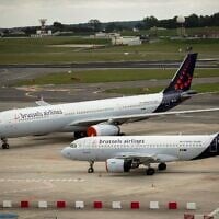 Des avions de Brussels Airlines sur le tarmac de l'aéroport de Bruxelles, le 12 mai 2020. (Crédit : Francisco Seco/AP)
