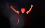 Roger Waters se produit à Montevideo, en Uruguay, le 17 novembre 2023. (Crédit: AP Photo/Matilde Campodonico)