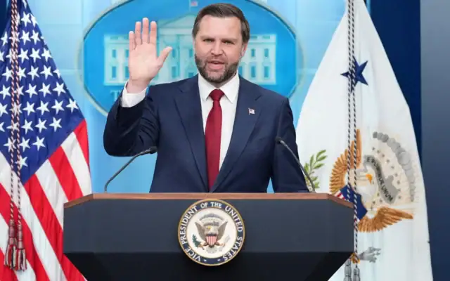 Le vice-président américain JD Vance s’exprime lors d’un point presse à la Maison Blanche à Washington, le 3 septembre 2026. (Crédit: AP/Mark Schiefelbein)