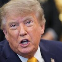 Le président américain Donald Trump s'exprime le 4 septembre 2026 dans le Bureau ovale de la Maison Blanche, à Washington. (Crédit : AP Photo/Jacquelyn Martin)